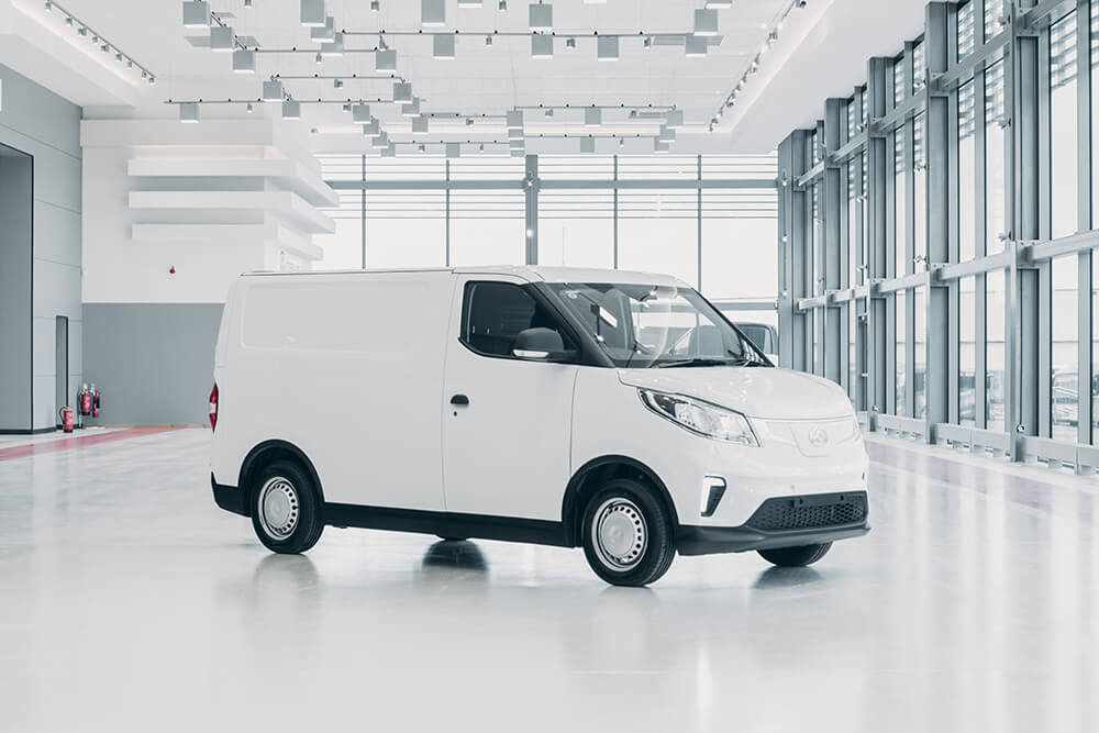 https://api.webuycars.ae/vehicle_modle/1746602022.jpg