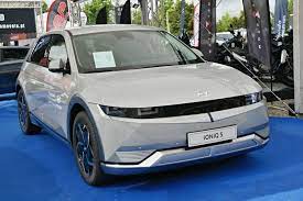 https://api.webuycars.ae/vehicle_modle/1746617359.jpg